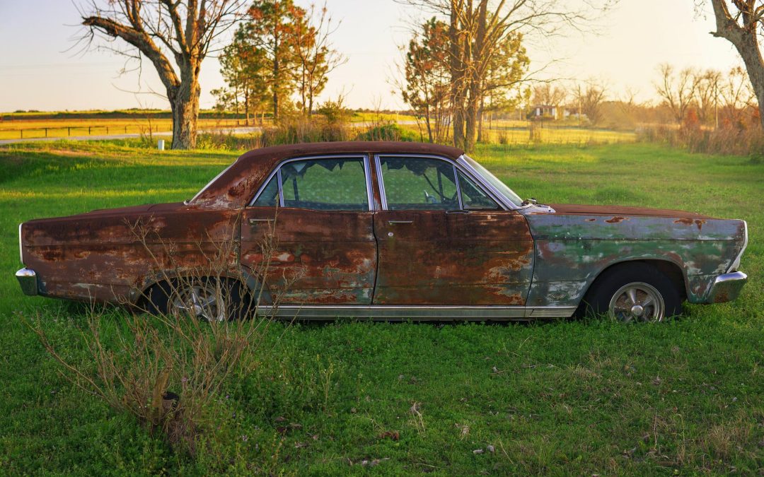 We Buy Junk Cars: Cash In On Your Old, Useless Vehicle